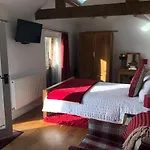 Bed & Breakfast Folly Hall Farm
