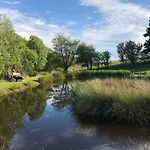 Folly Hall Farm 4*