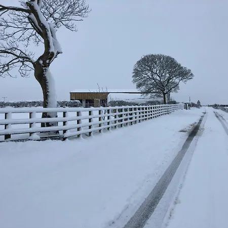 Folly Hall Farm Отель типа 