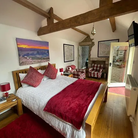 Folly Hall Farm Отель типа 