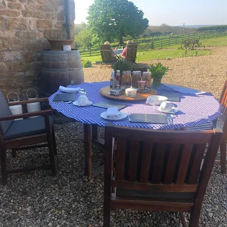 Folly Hall Farm Отель типа 